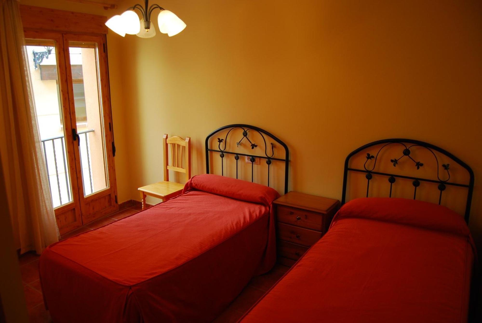 La Noguera Hotel Palomera Buitenkant foto
