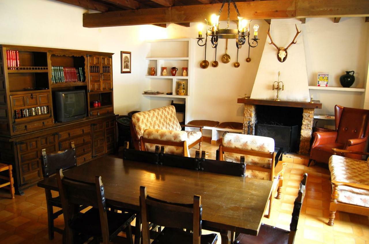 La Noguera Hotel Palomera Buitenkant foto