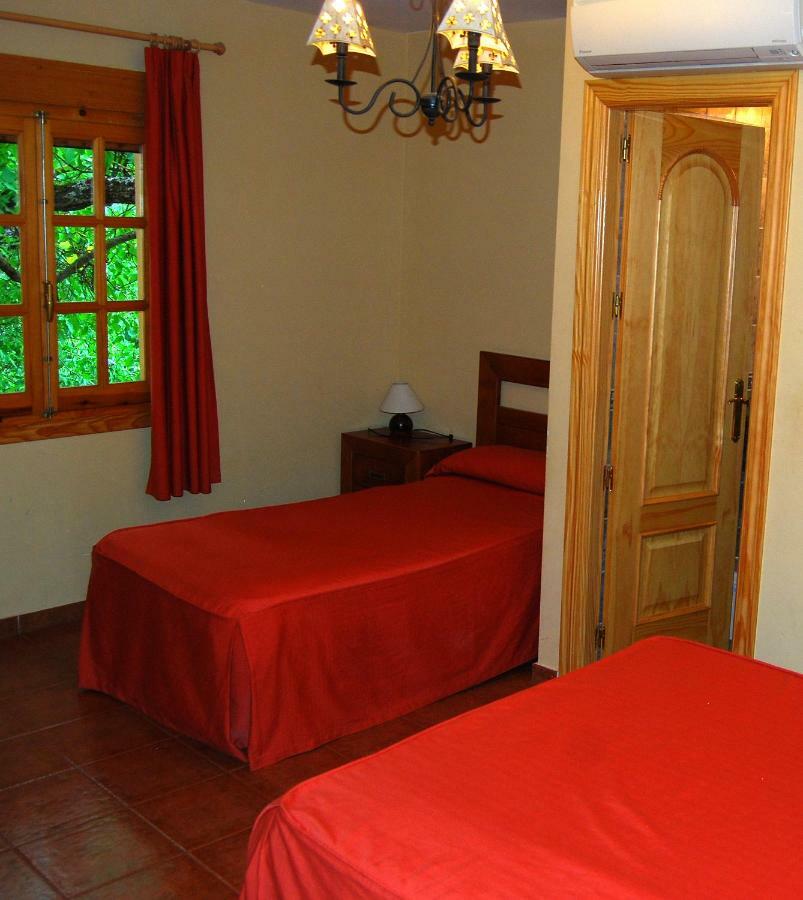 La Noguera Hotel Palomera Buitenkant foto
